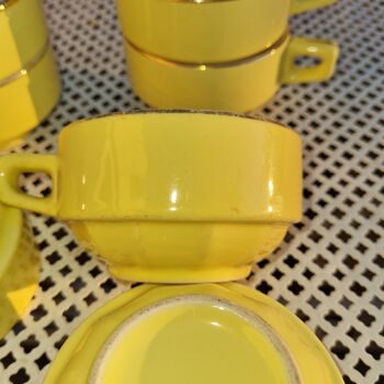 Yellow antique bistro cups