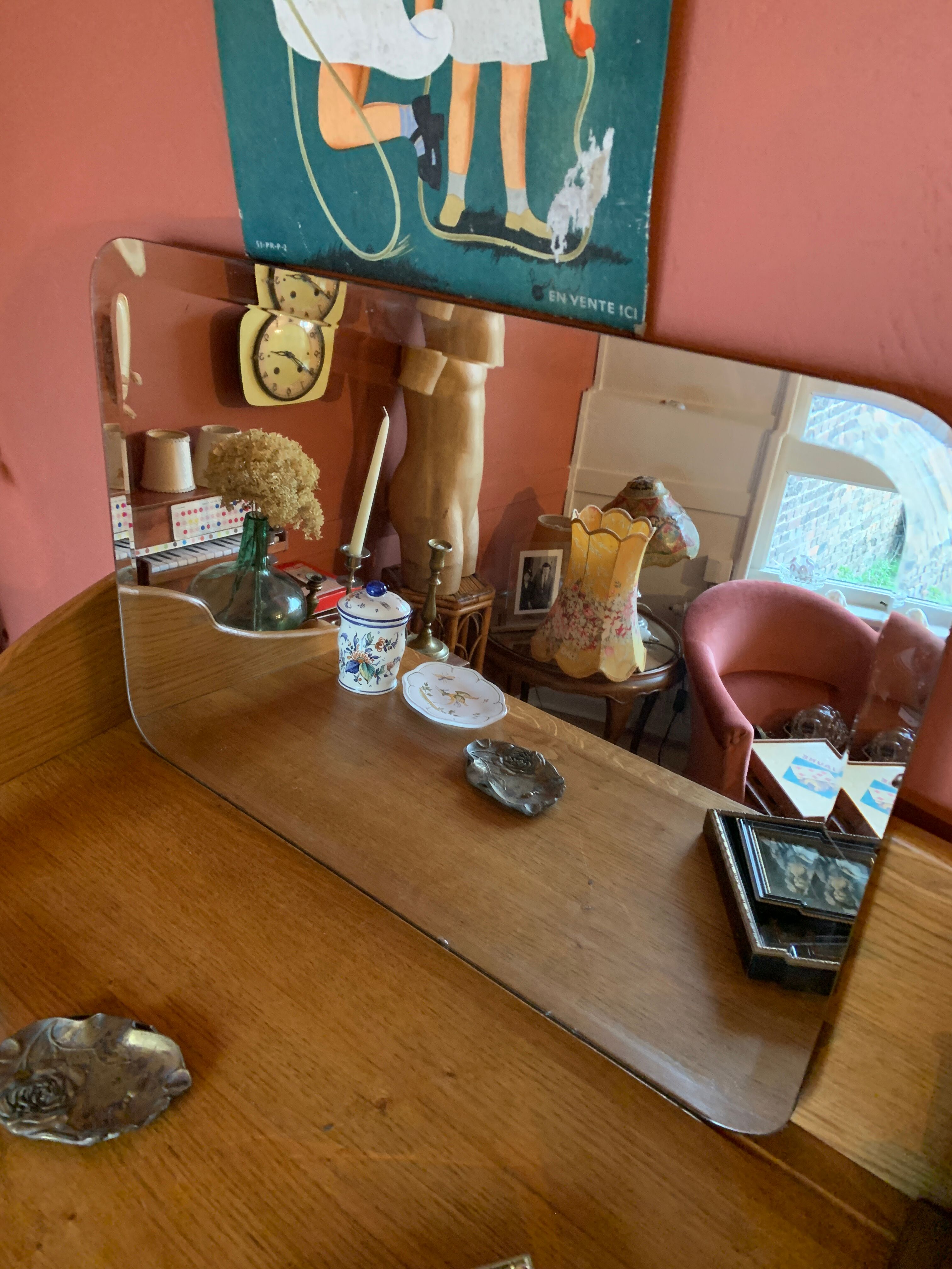 Bevelled mirror - 69x48cm