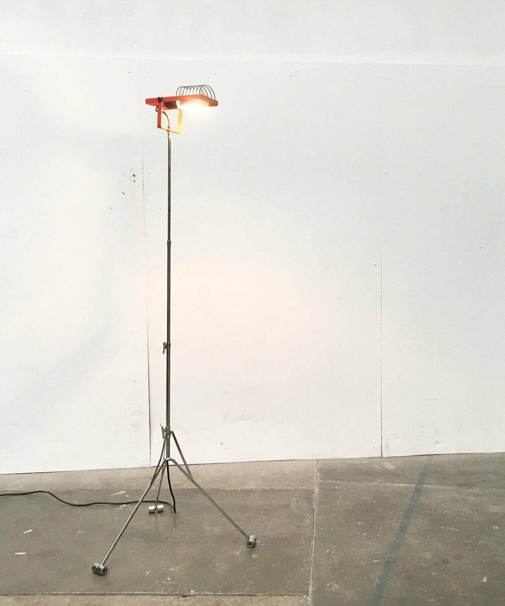 Italian vintage lamp Sintesi Terra foldable on tripod by Ernesto Gismondi for Artemide, 1970s