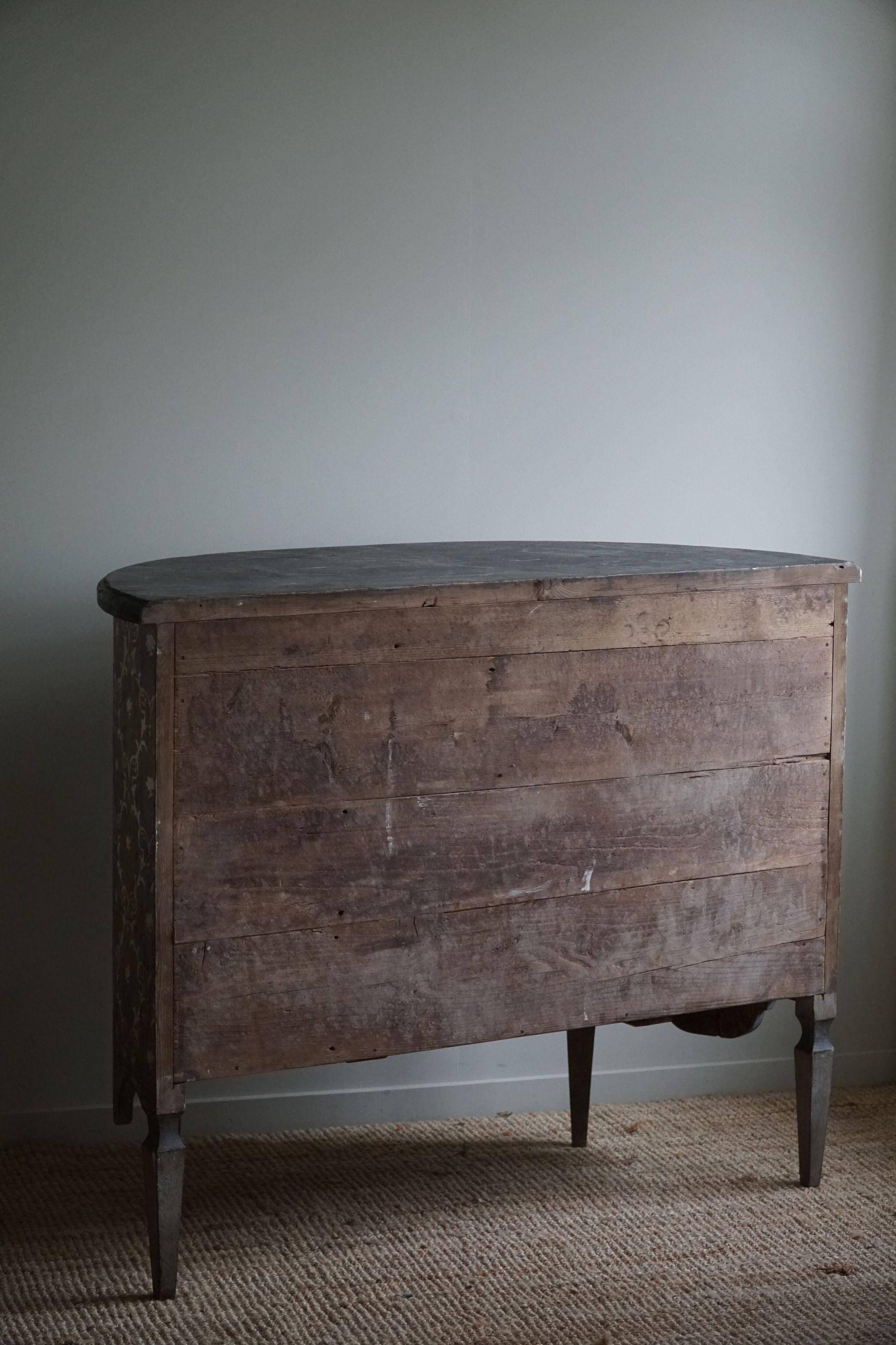19th-century painted pine wardrobe, Italian cabinetmaker, made in Tuscany.