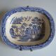 English earthenware dish 19th Staffordshire willow pattern decoration