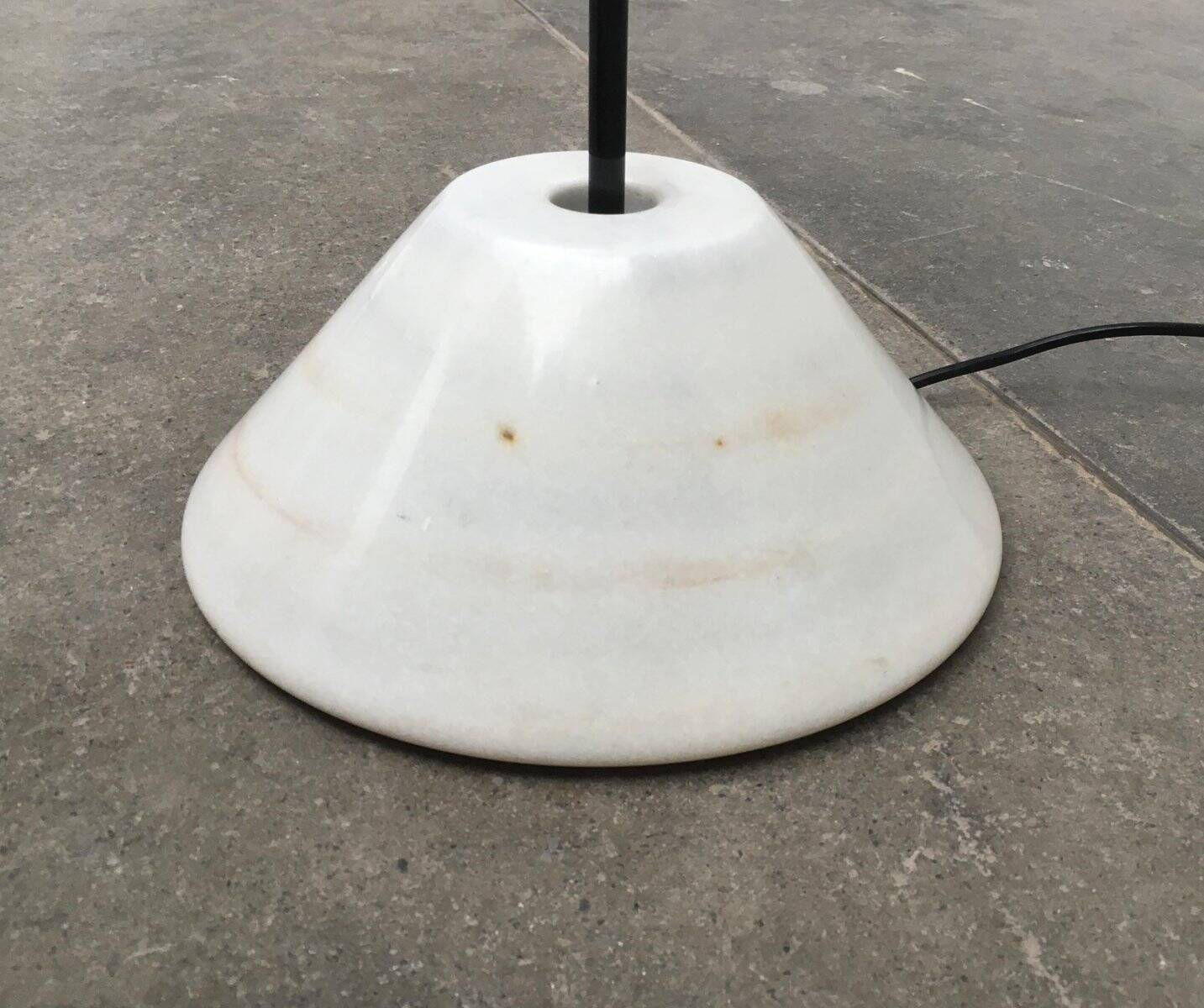 Mid-Century Snow floor lamp by Vico Magistretti for Oluce, 1970s