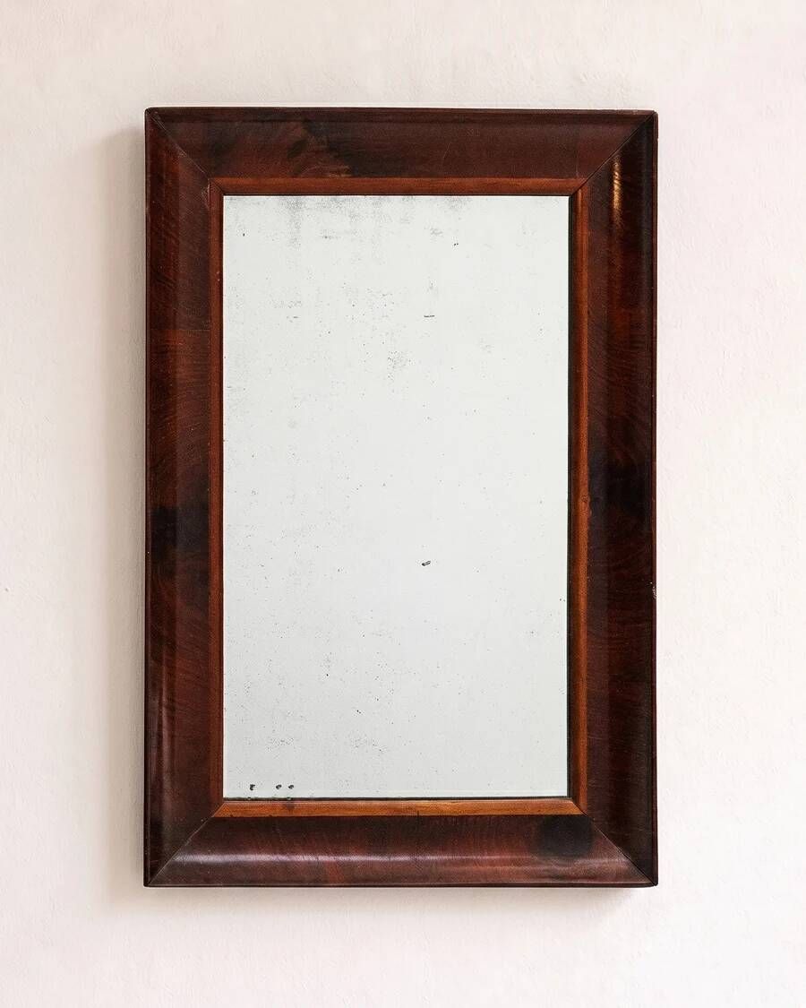 Petit miroir rectangulaire en placage d’acajou, fin XIXe siècle