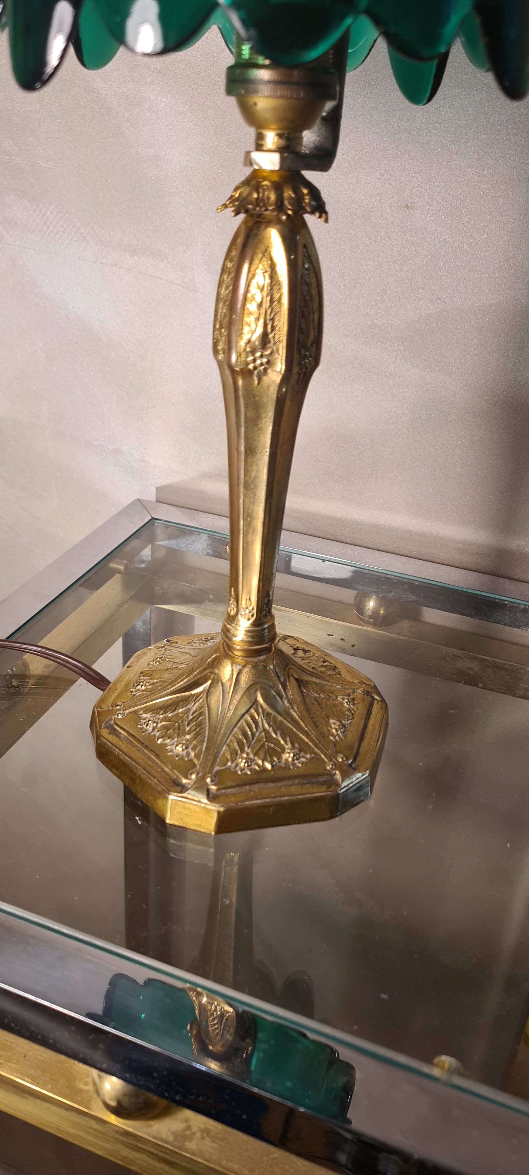 Chiseled golden bronze lamp, art nouveau, art deco with pretty tulip original 33x15 electricity ok