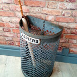 Garden trash public 60 years