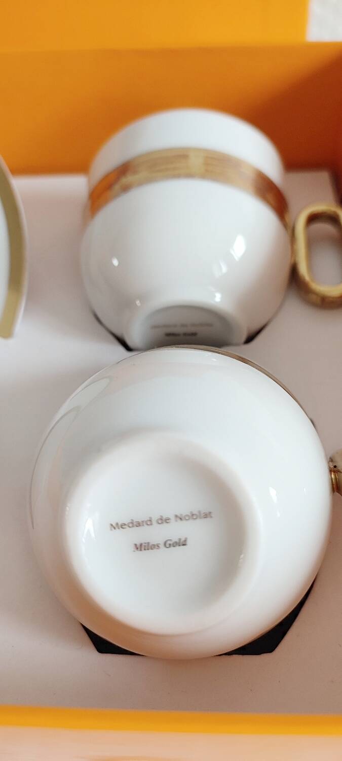 Médard de noblat cups and saucers.