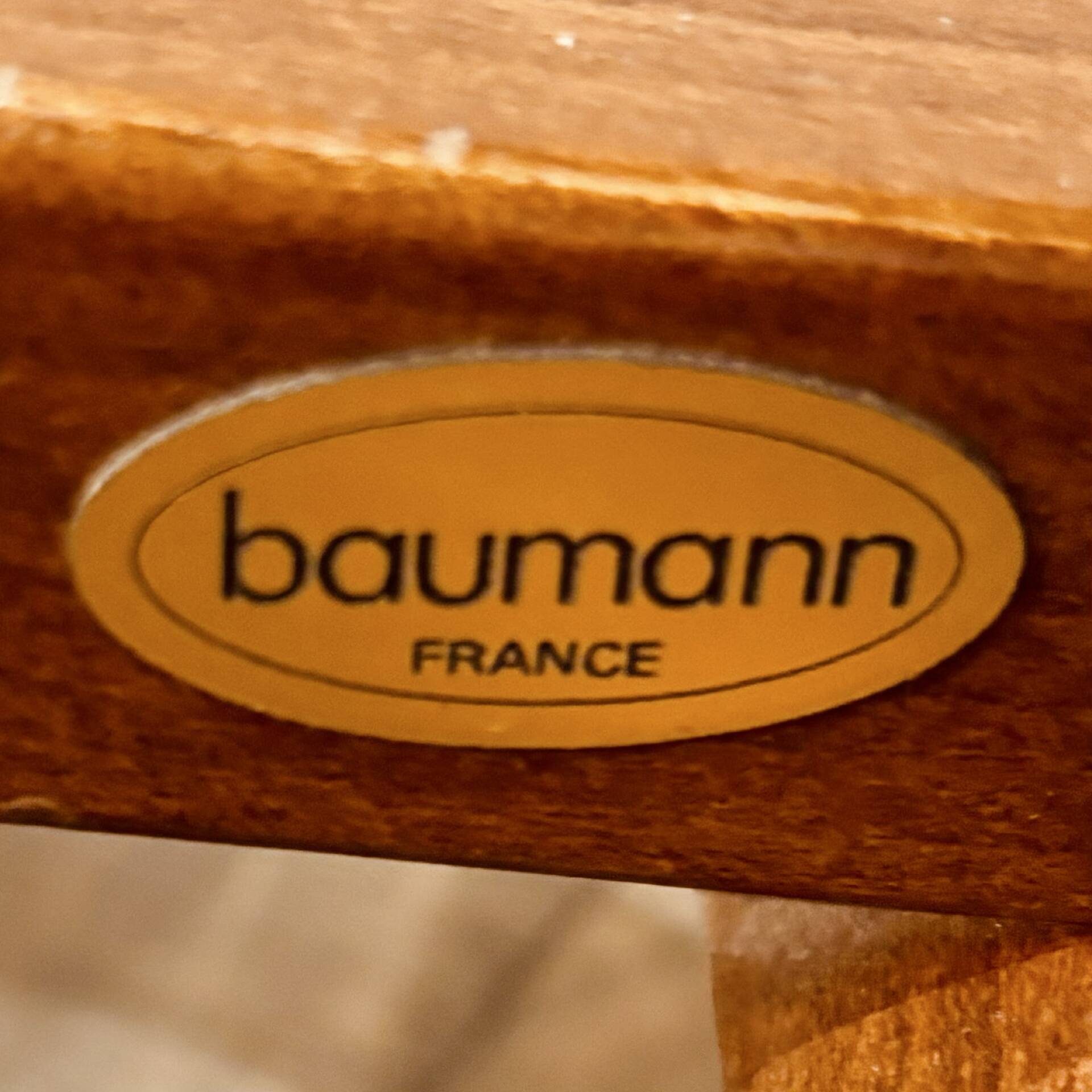 Baumann parrot coat rack