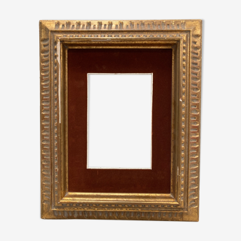 Vintage frame and its Marie-Louise