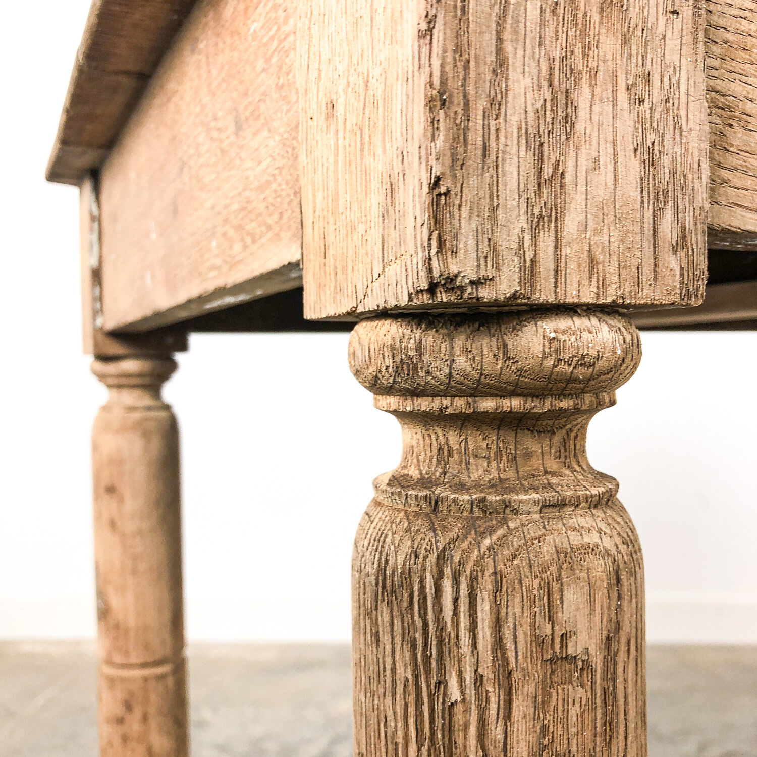Antique bleeched oak drapers table 19th century