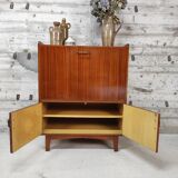 Vintage storage unit