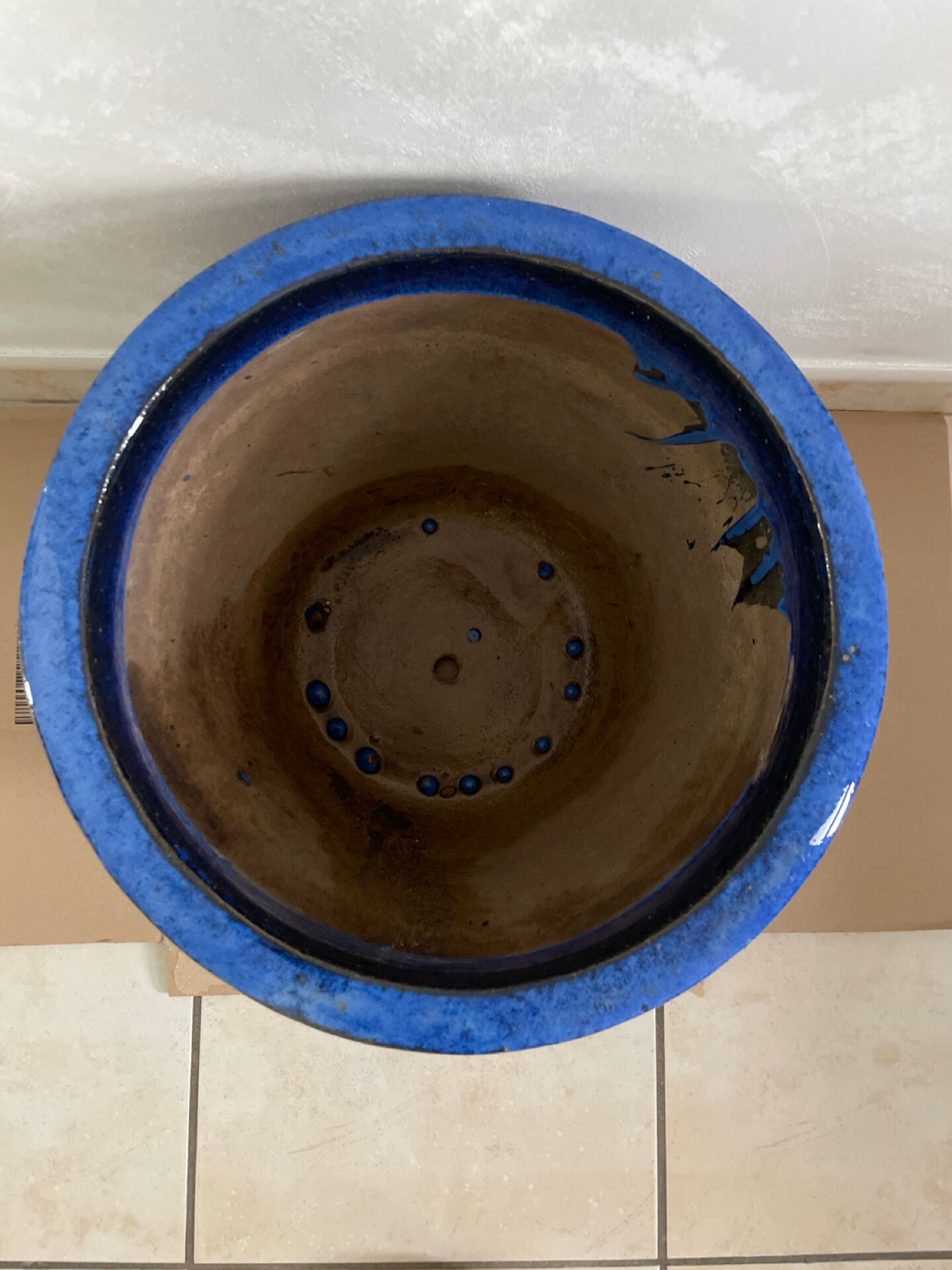 Large cobalt blue glazed ceramic cache-pot – 11 kg