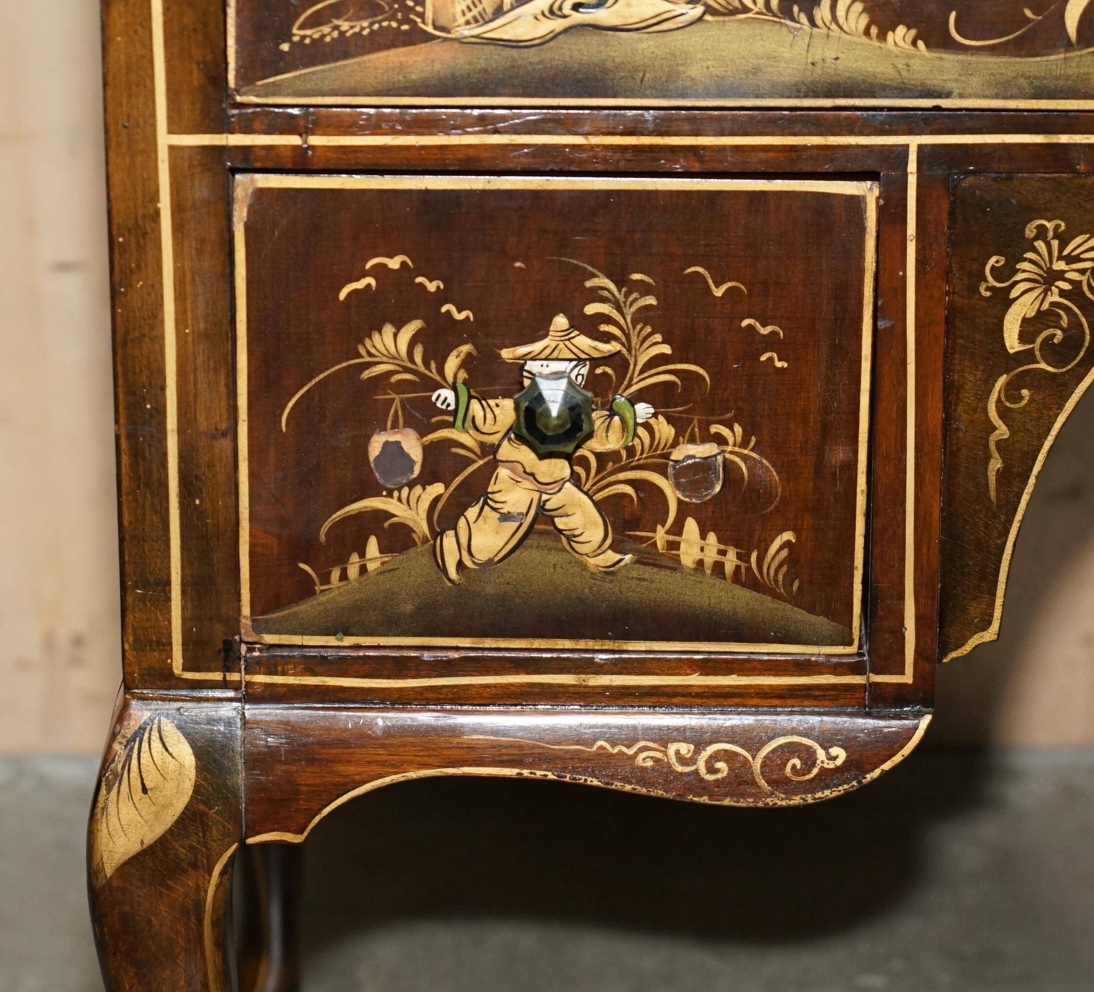 Chinese dresser circa 1920 in walnut with Chinoiserie decoration.