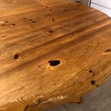 Vintage round table in solid pine