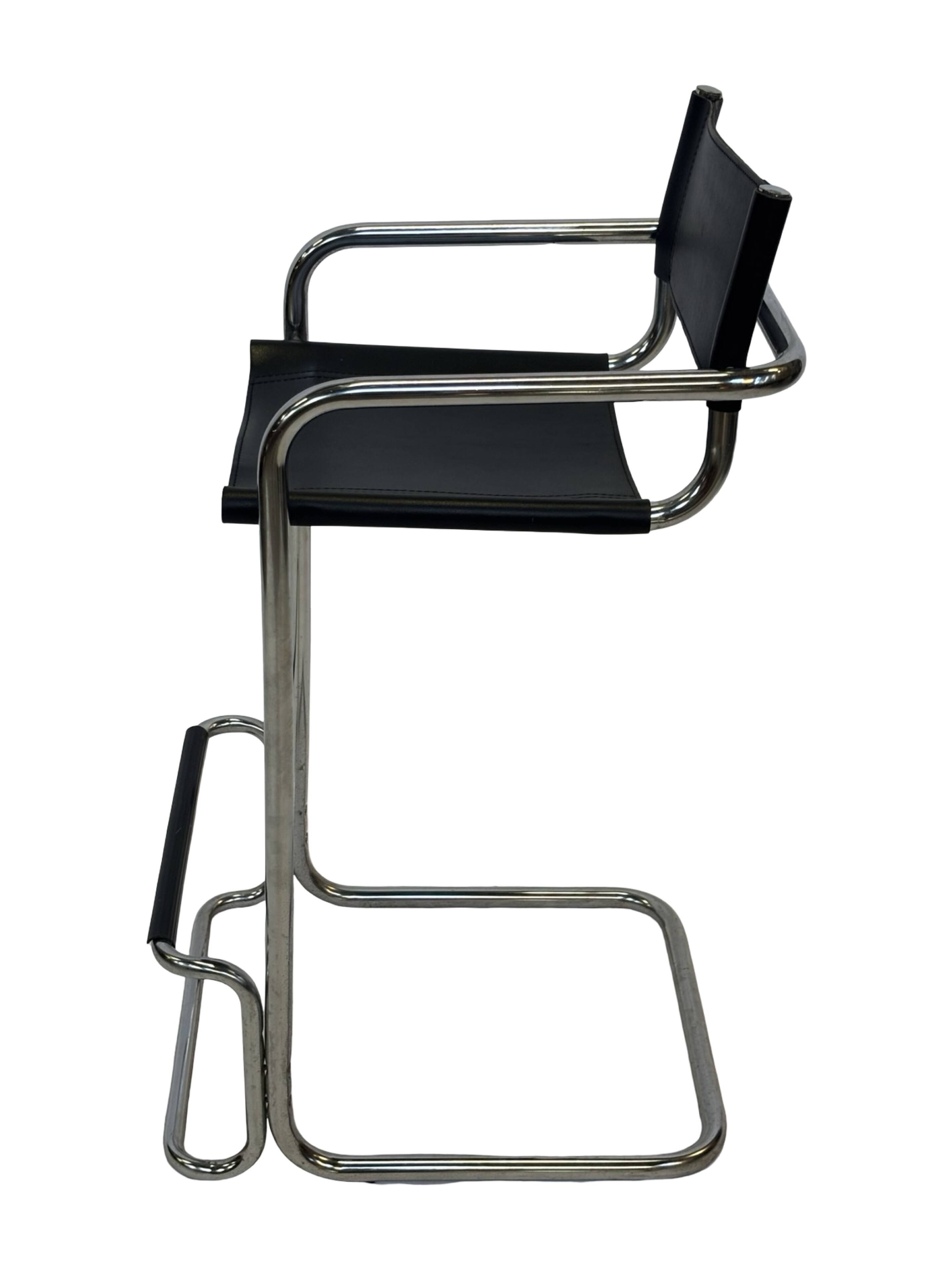 Tabouret de bar vintage en cuir noir et chrome, Italie