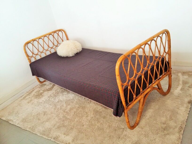 Vintage rattan daybed