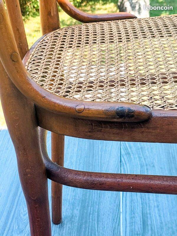 Série de 6 chaises THONET d'époque Modèle 56 à renfo