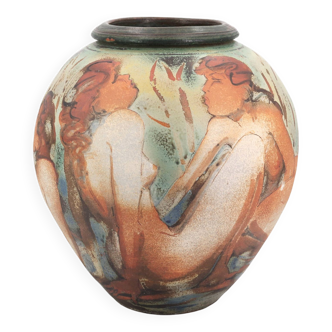 Vase décoré de femme, scène baignade