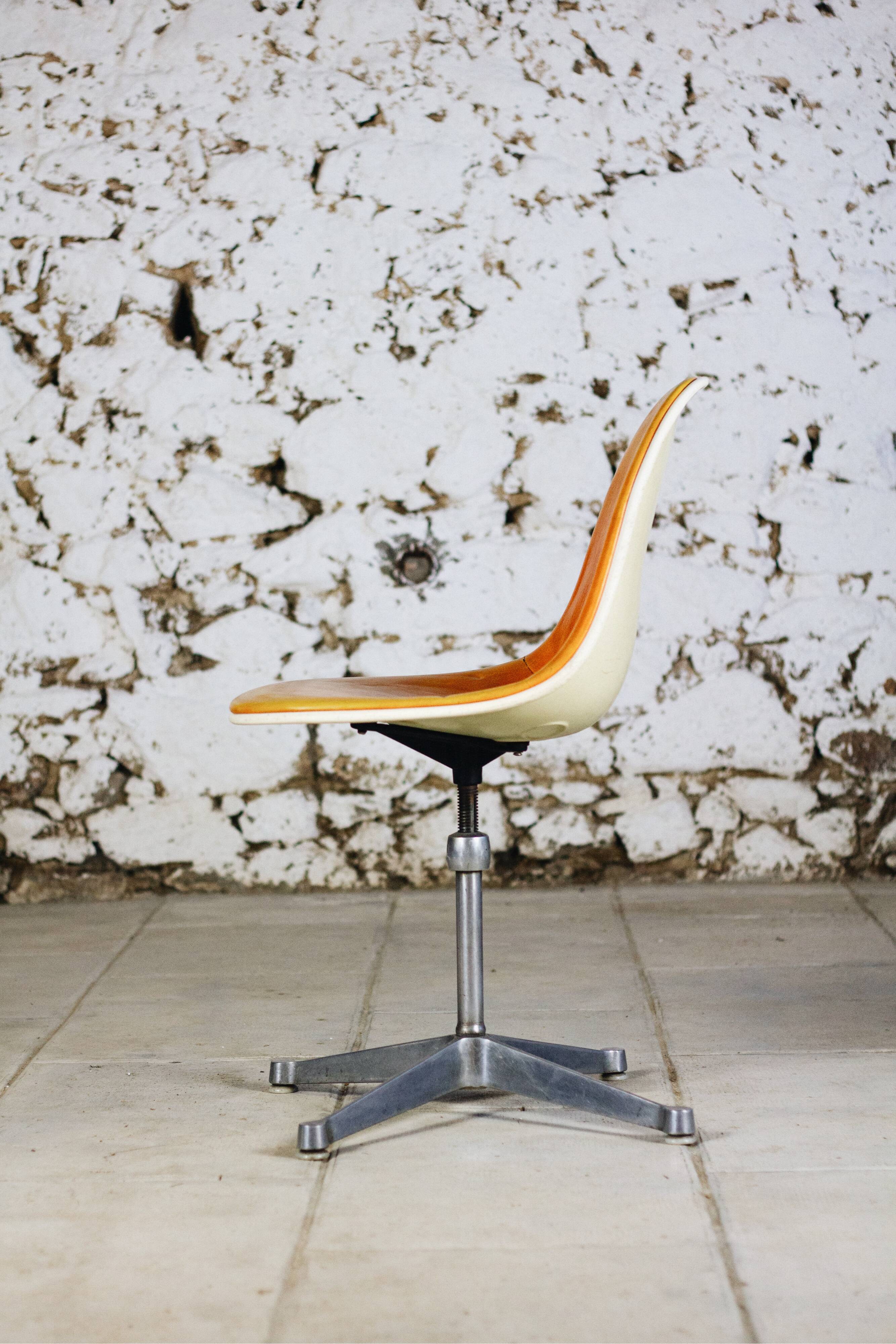 Eames office chair for Herman Miller, 1960
