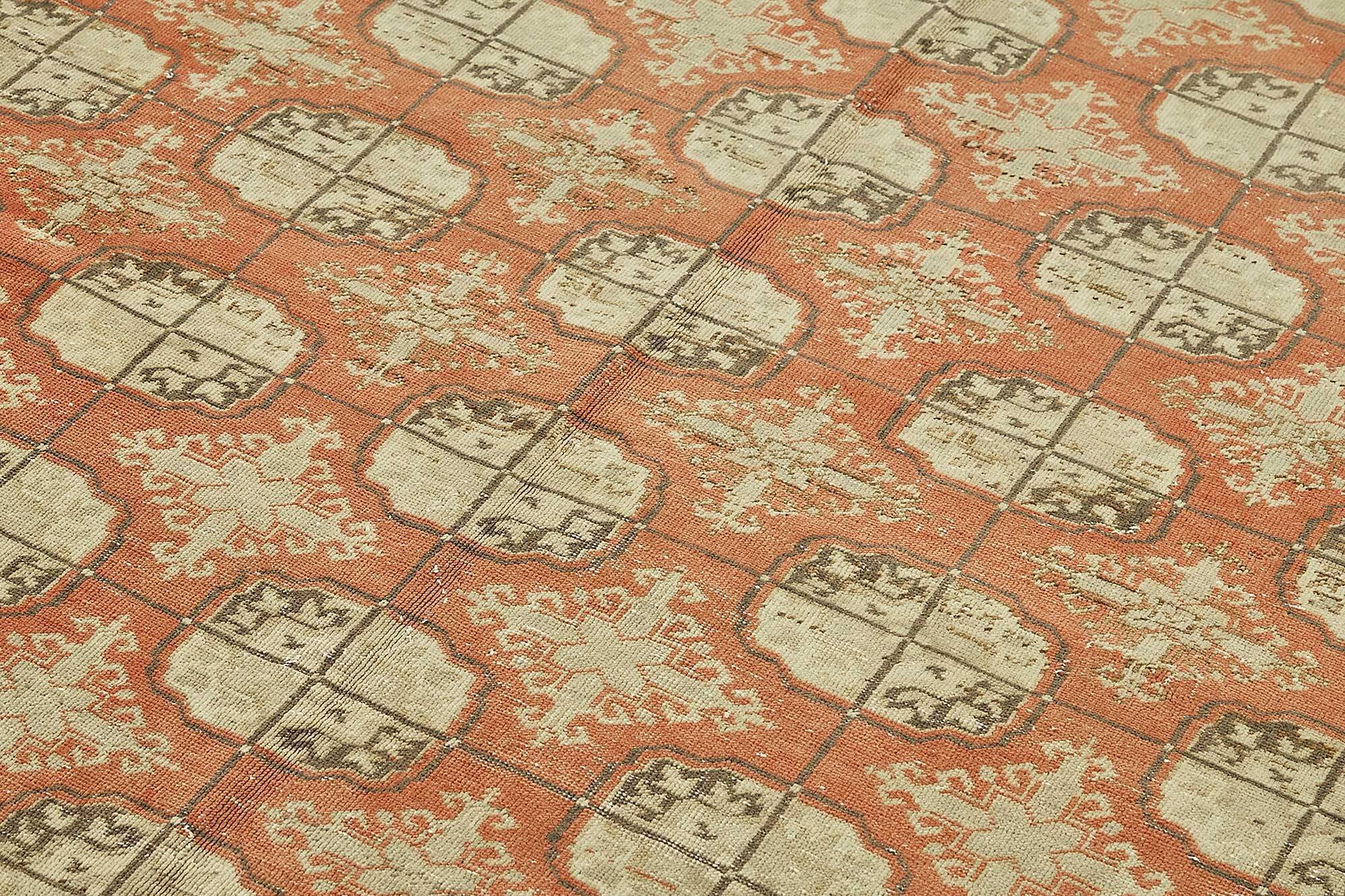 Turkish Vintage Anatolian Rug 190 cm x 275 cm