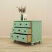 Commode en pin massif peinte en vert, trois tiroirs, Danemark années 1950.