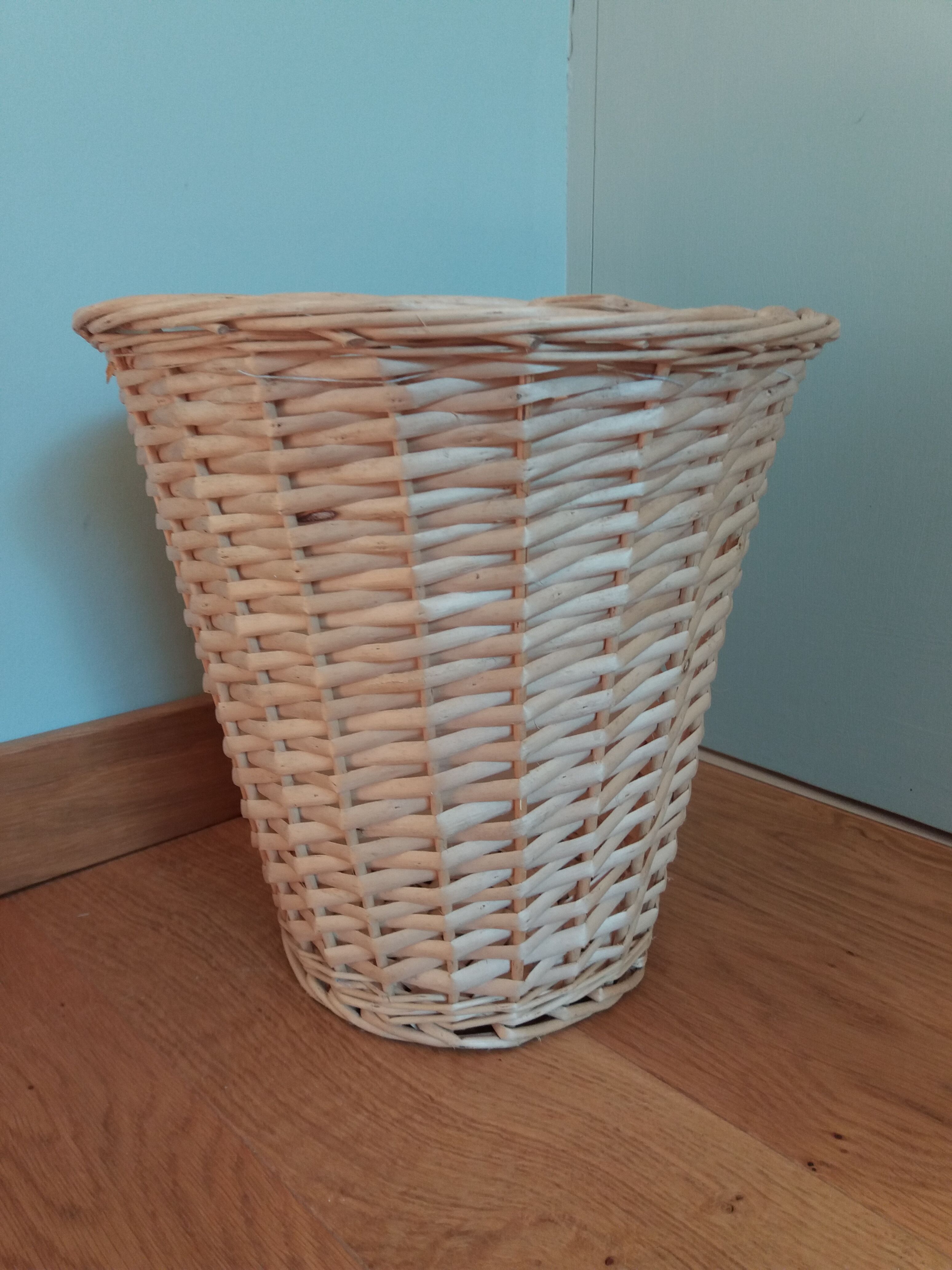 Braided wicker pot cover paper basket
