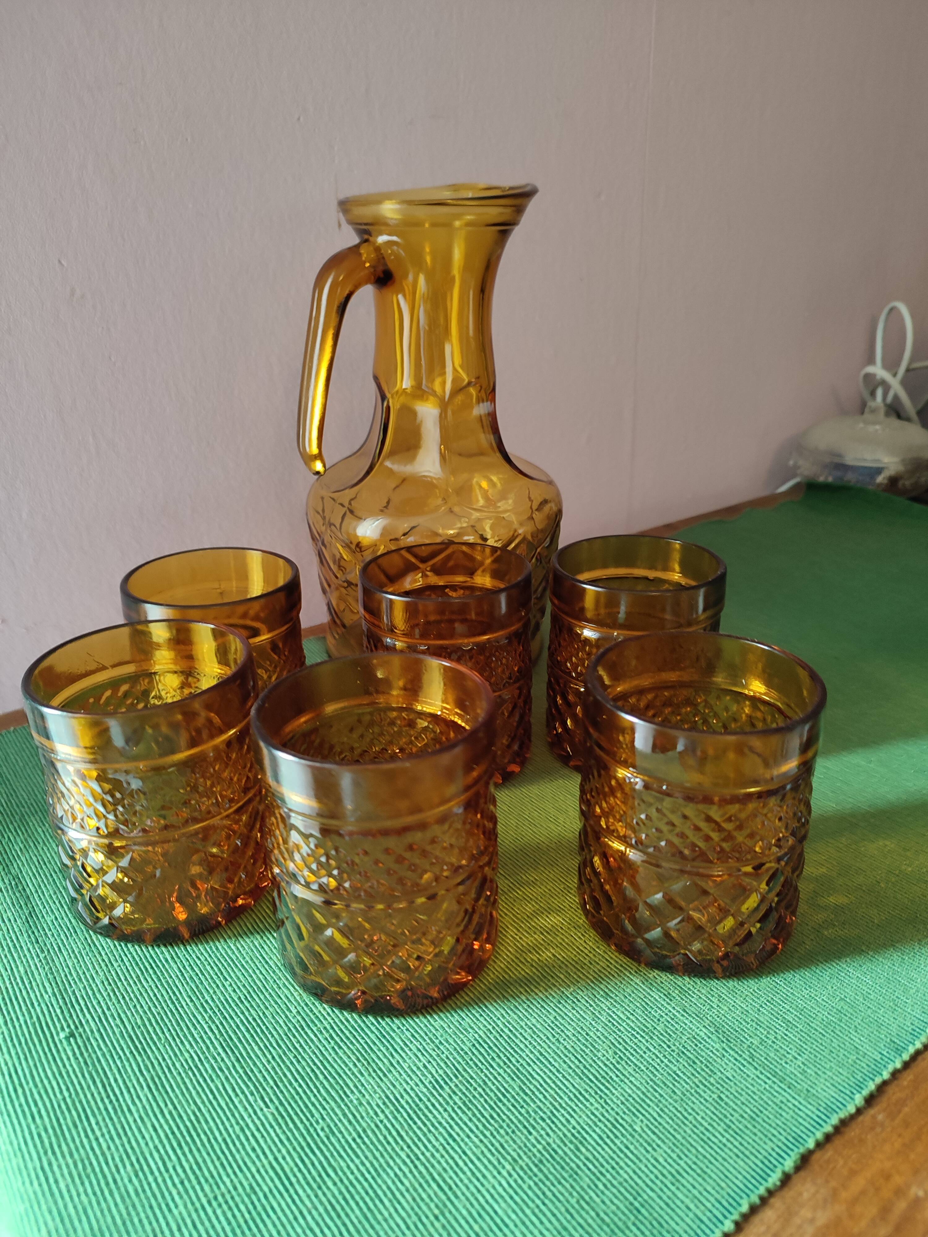 Italian glass pitcher accompanied by its 6 glasses