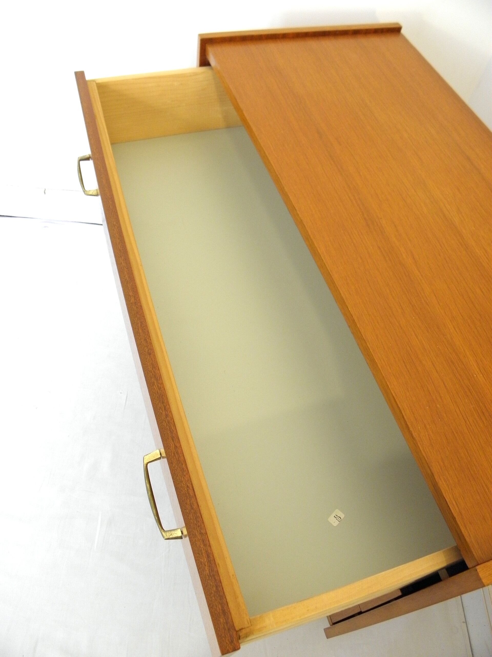Chest of drawers 3 drawers vintage 1960