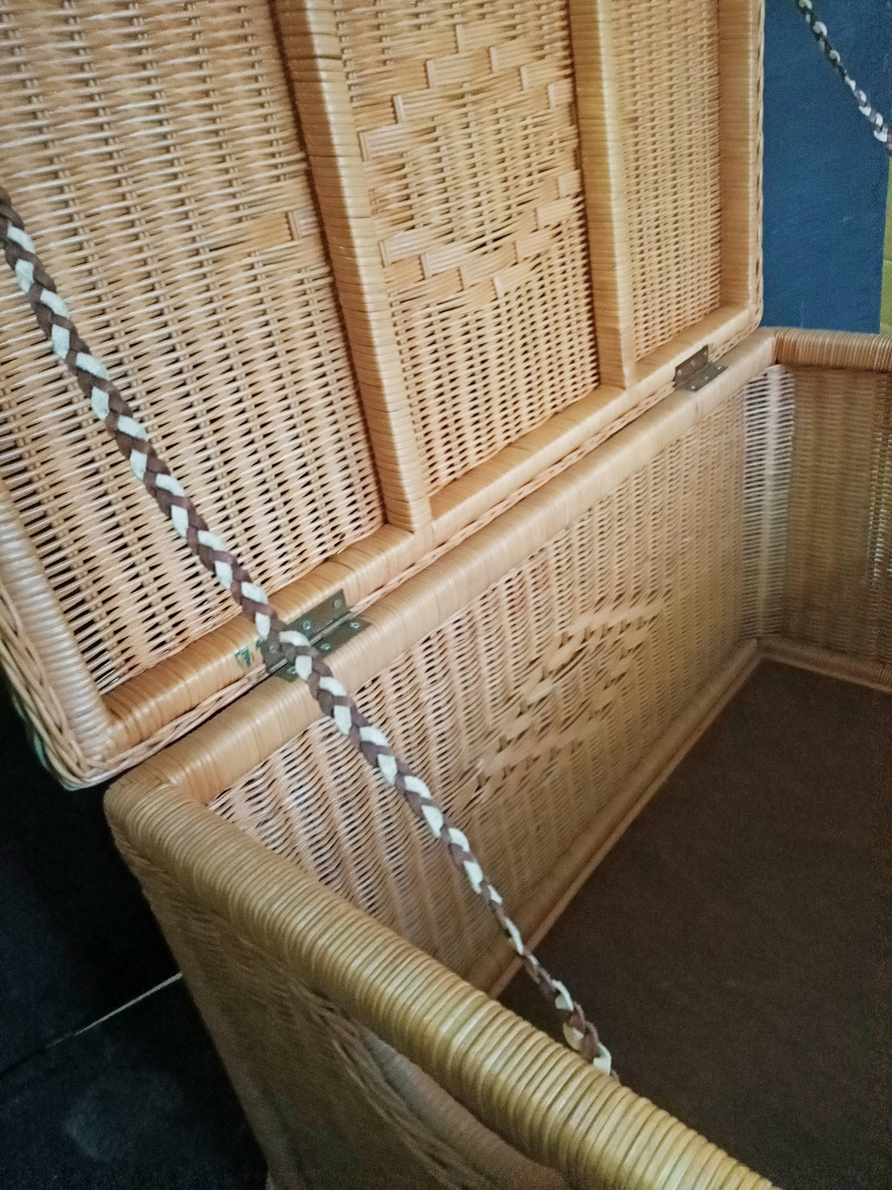 Malle en osier 92CM vintage