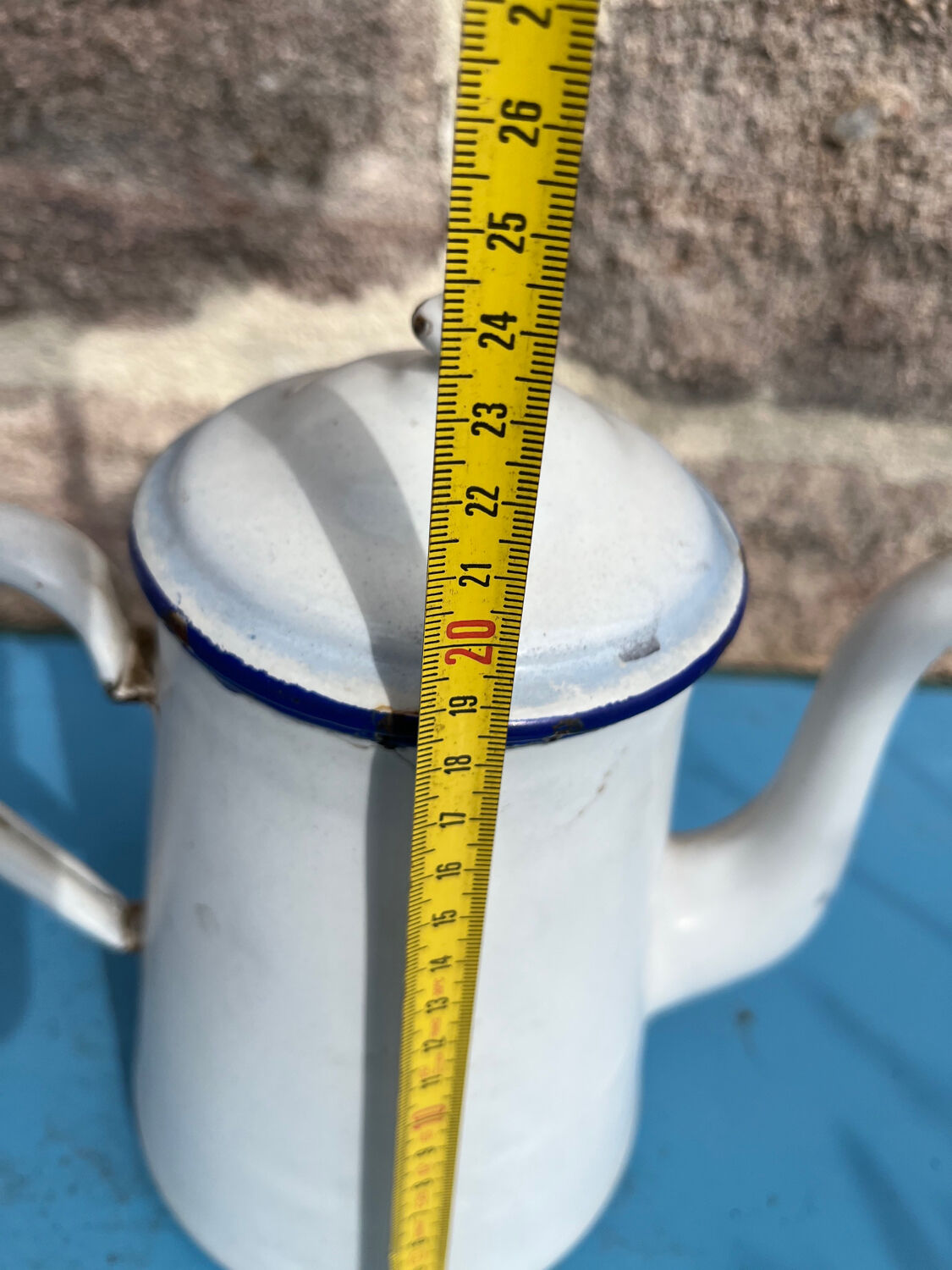 Enamelled coffee maker