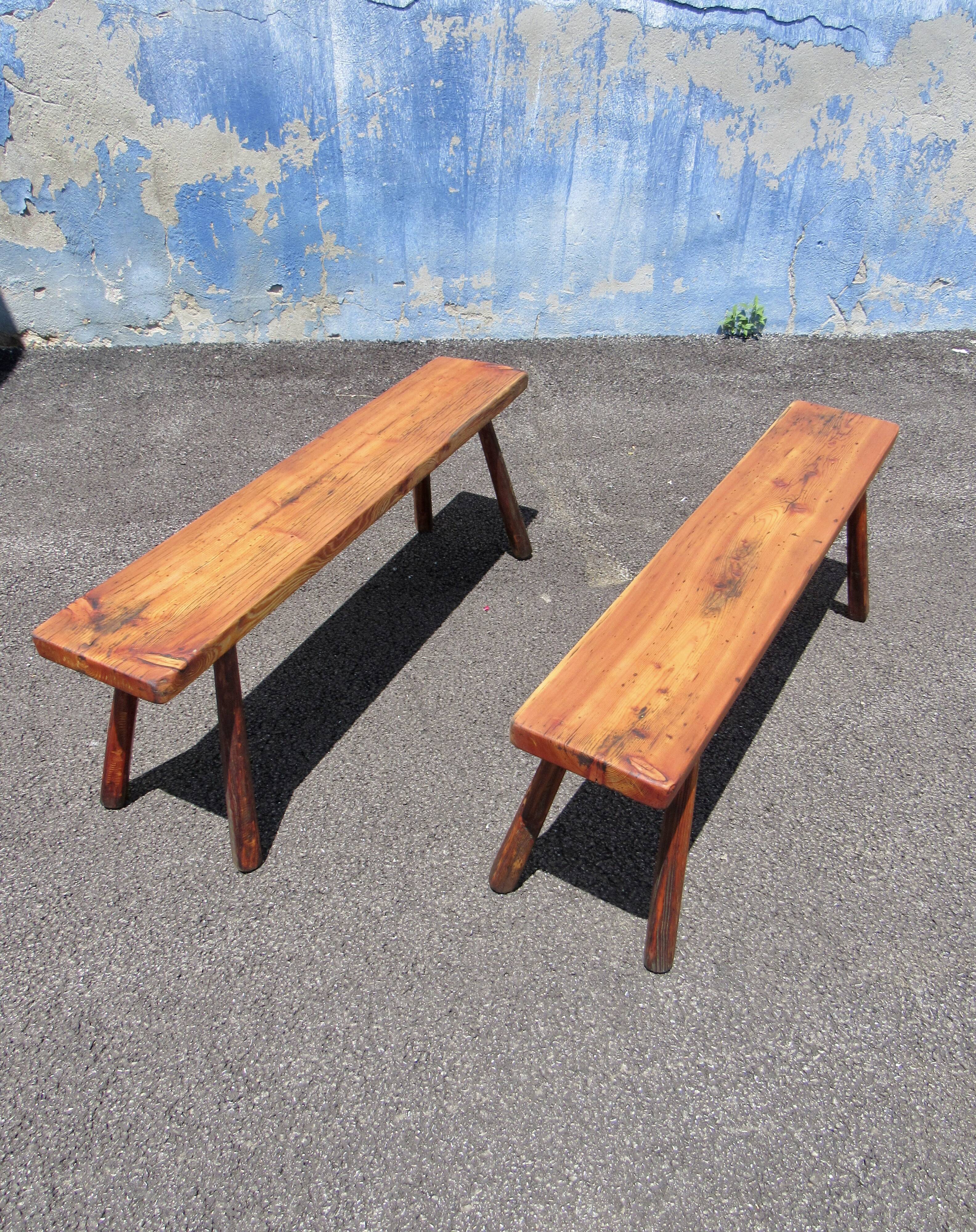 2 Wooden benches