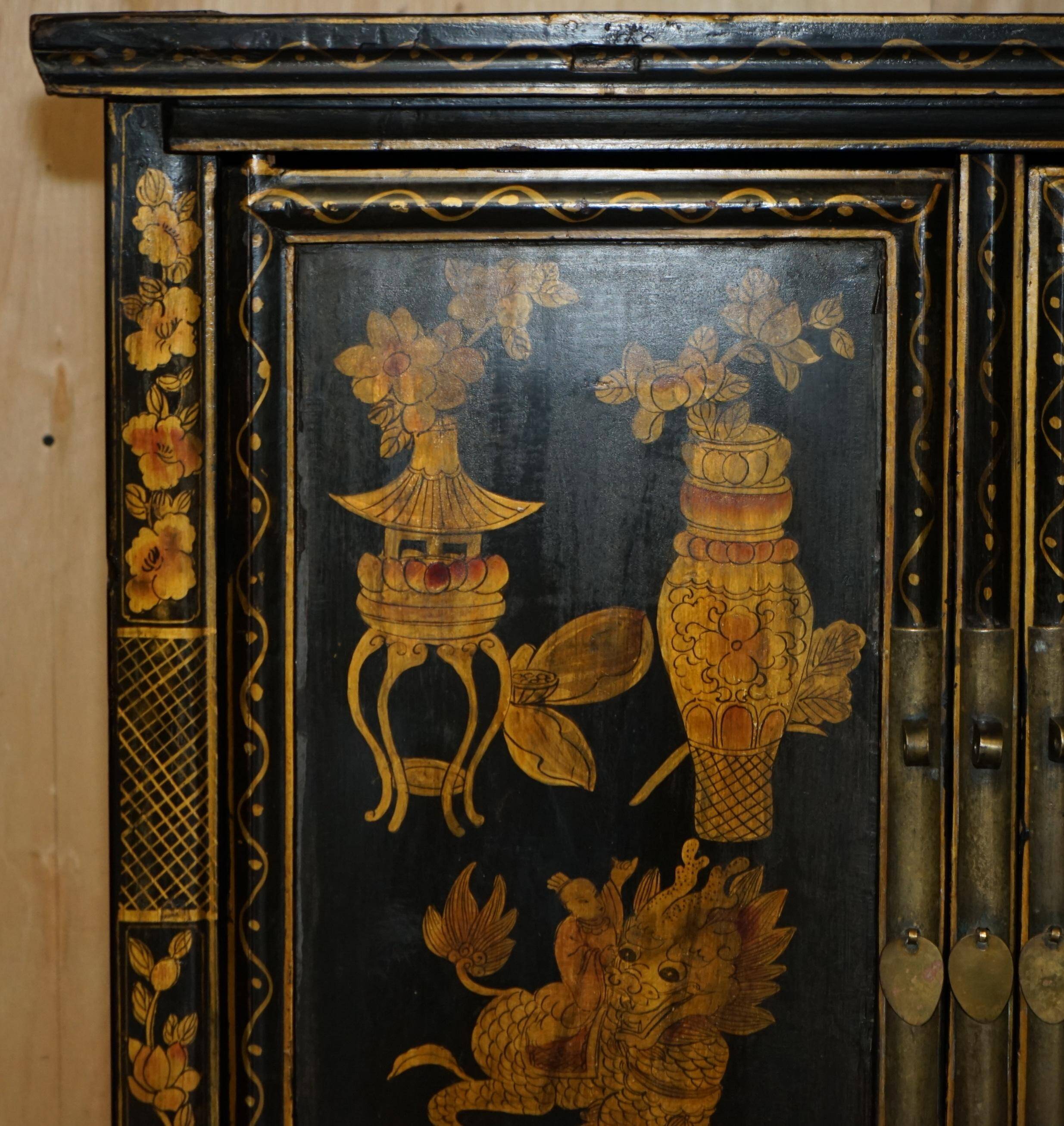 Chinese lacquered wedding cabinet painted circa 1920