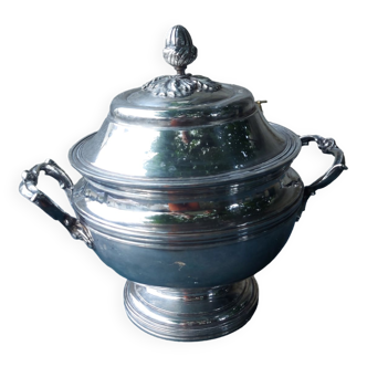 Tureen, vegetable in silver metal Chrysalia