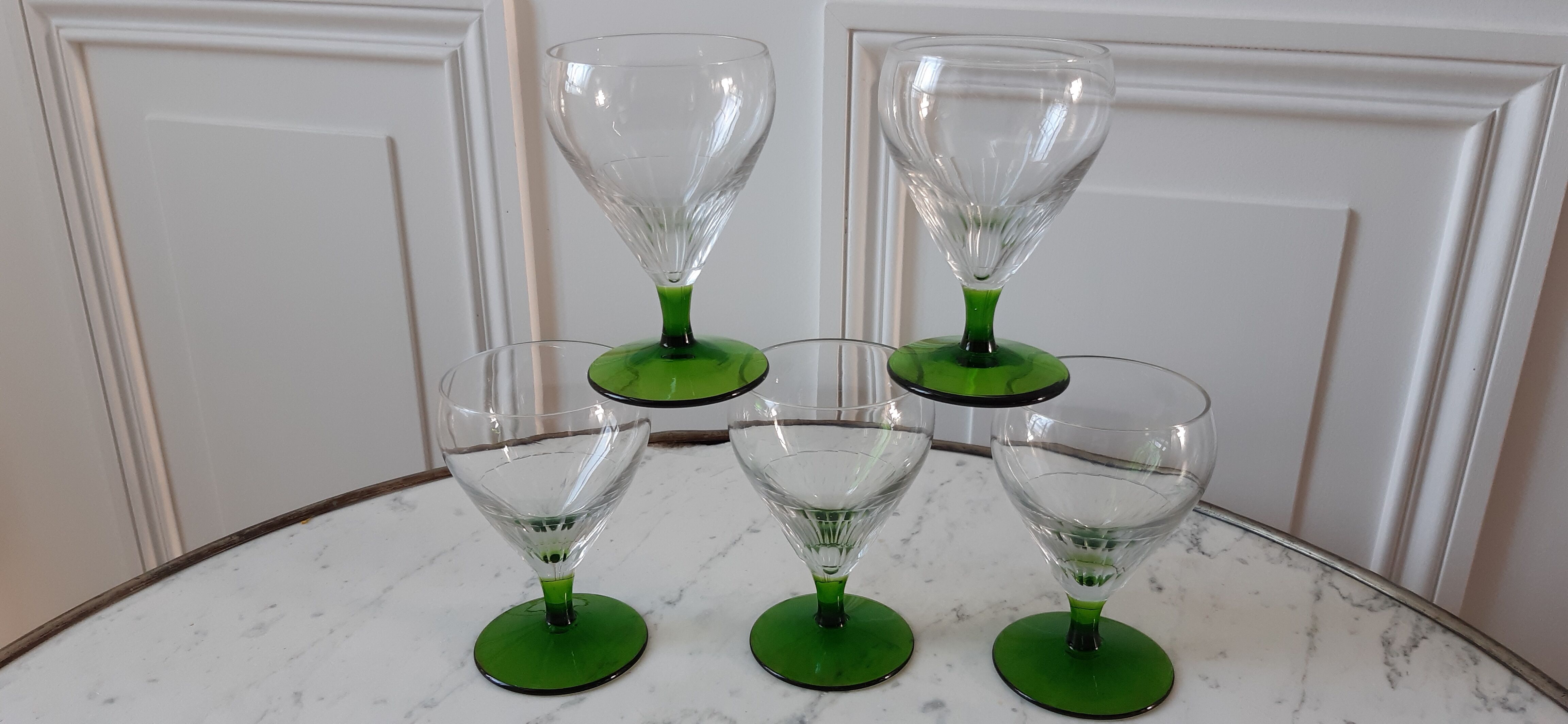 Set of 5 colored foot glasses 50s