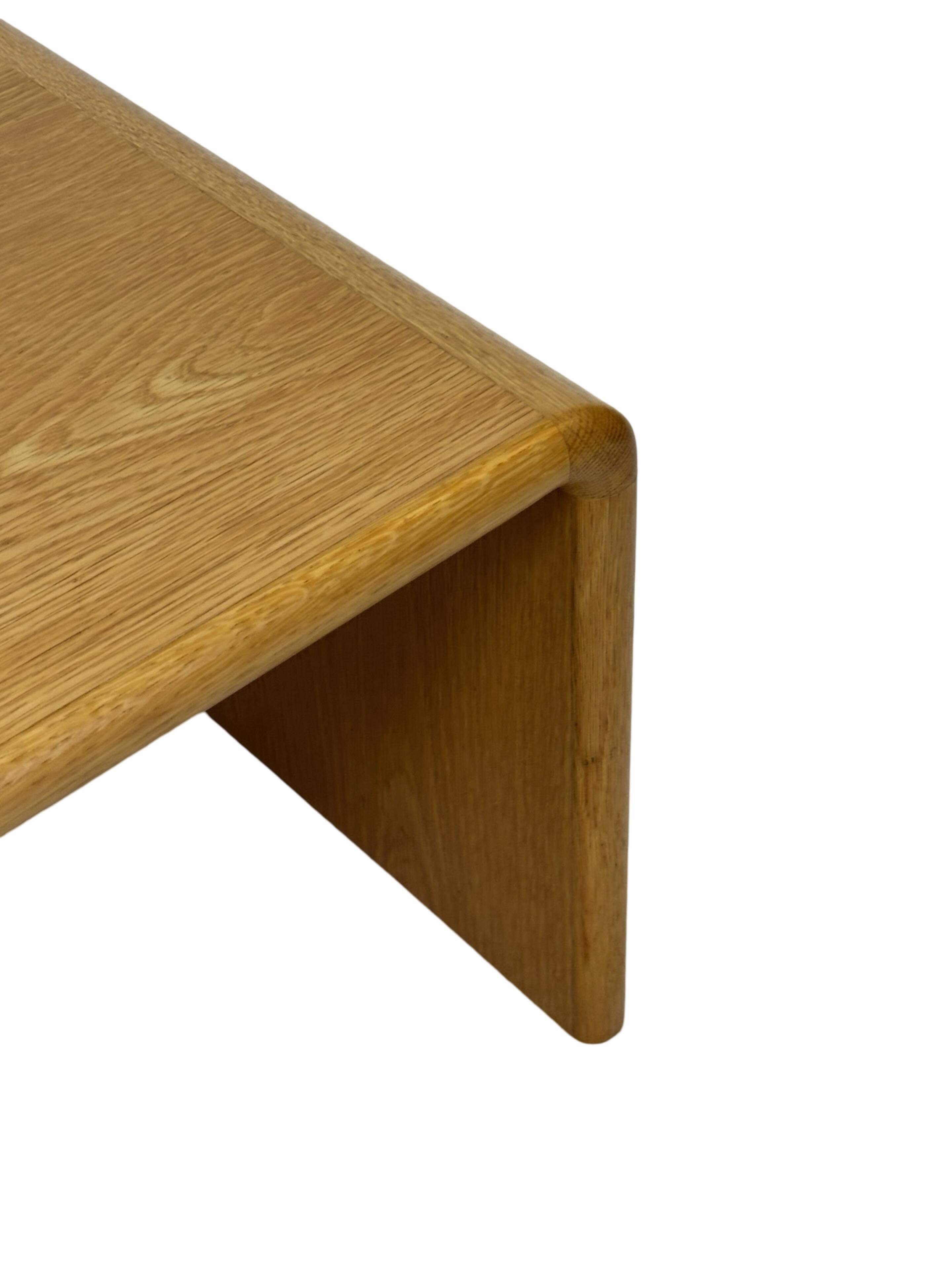 Table basse carrée minimaliste en chêne, années 70
