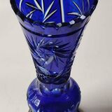 Vase en cristal de Bohème taillé. Col cranté. Étoiles sophistiquées, 26 cm