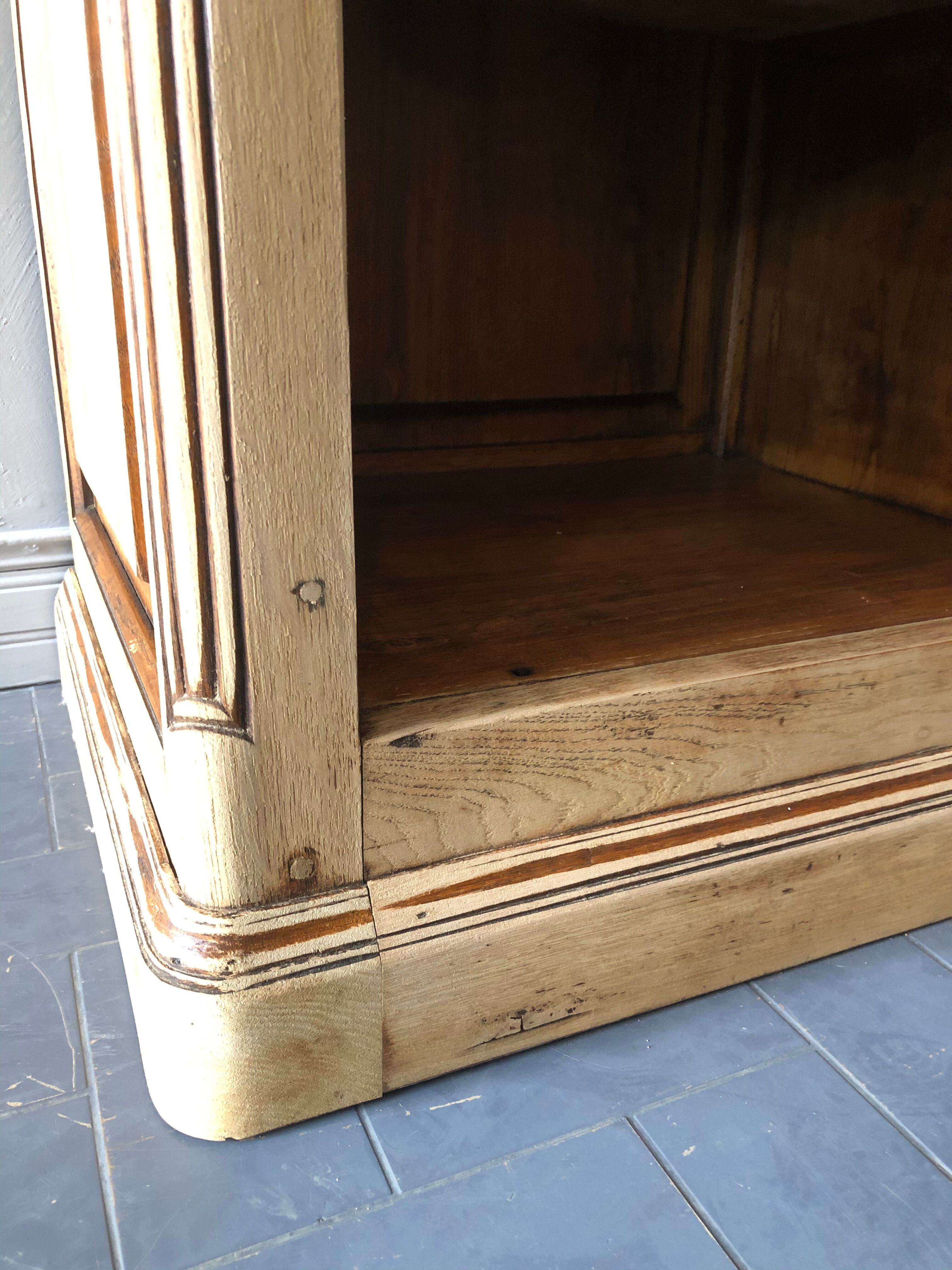 Solid oak croass