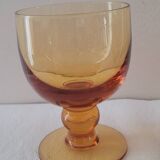 Verres à pied 70's ambré