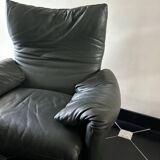 Vico magistretti, Maralunga for Cassina, in Leather with Footrest