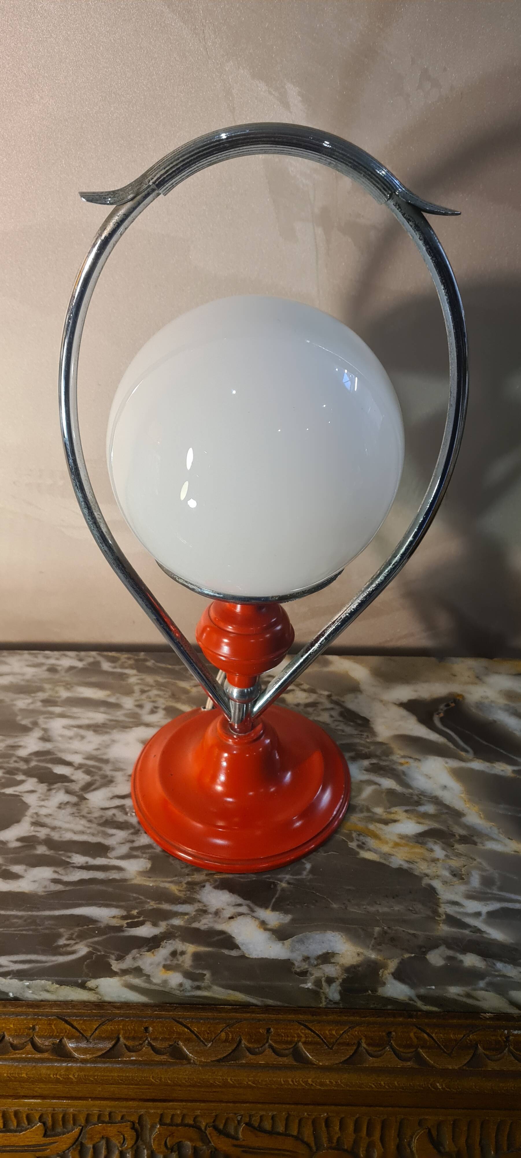 painted steel lamp 1960 to 70 good condition 31x18 original electric