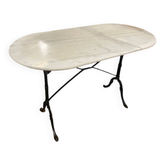 Table de bistrot