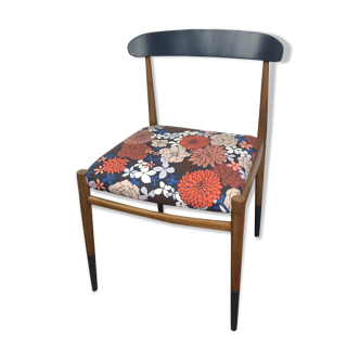 Revisited scandinavian chair