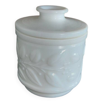 Opaline white pot with lid