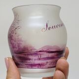 Ancien petit vase en cristal de bohême peint souvenir auvergne