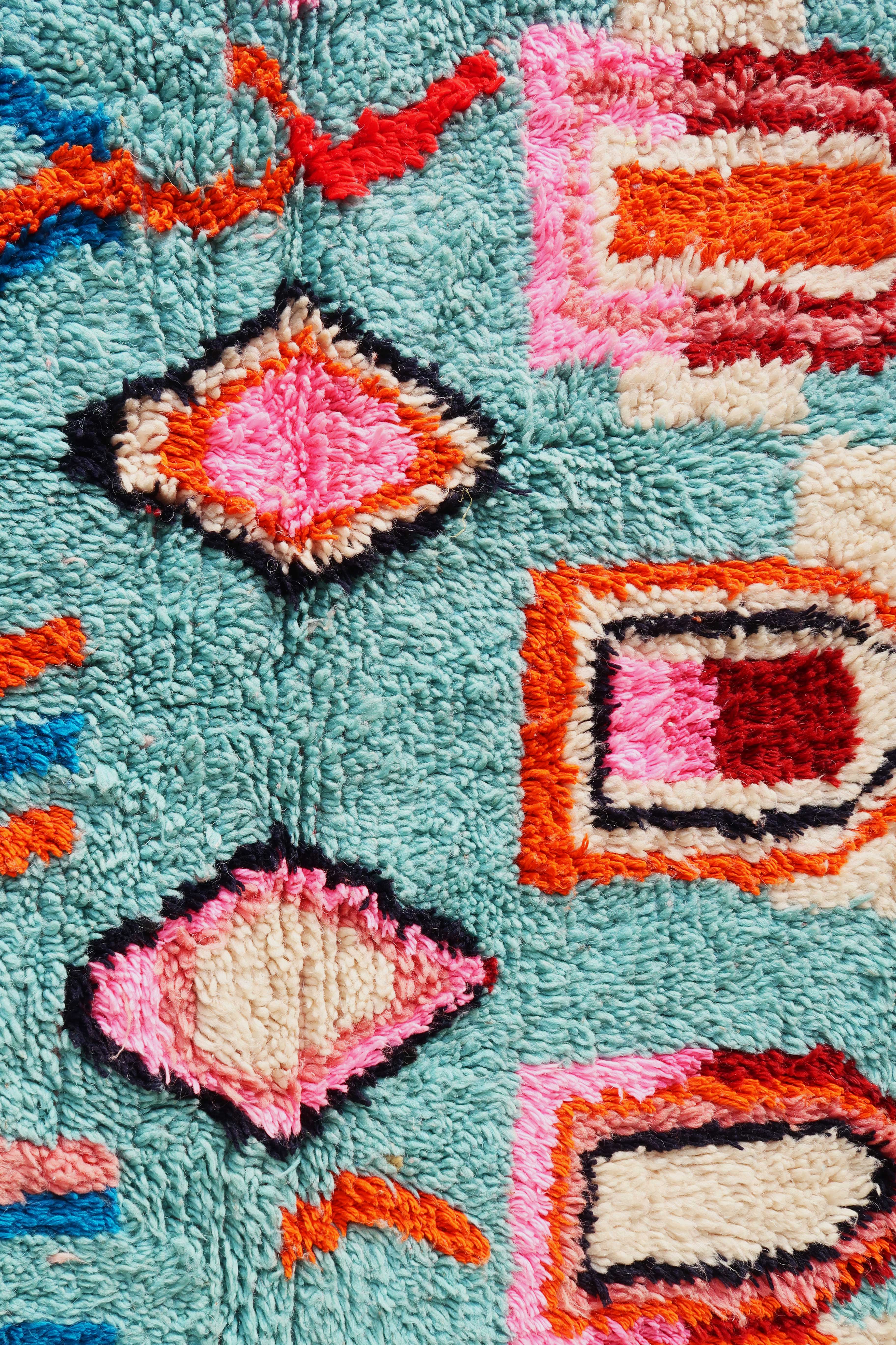Pink and blue boujaad berber carpet in wool, hand-woven in morocco