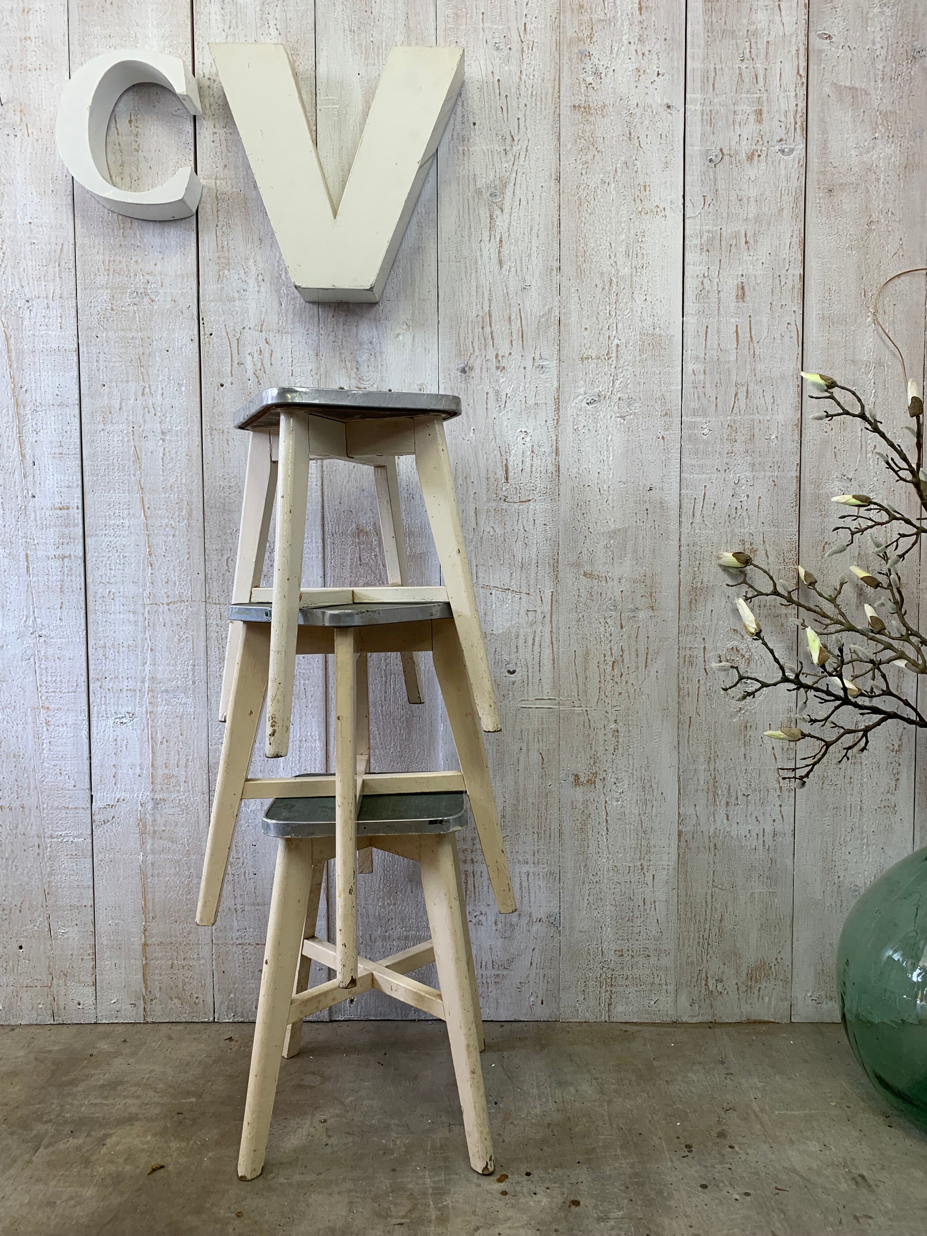 Series of 3 workshop stools