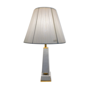 lampe obélisque en marbre