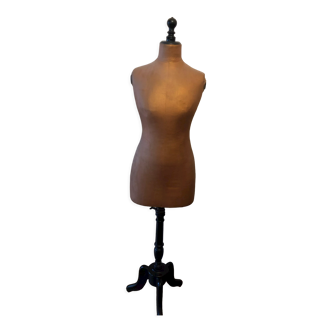 Antique mannequin