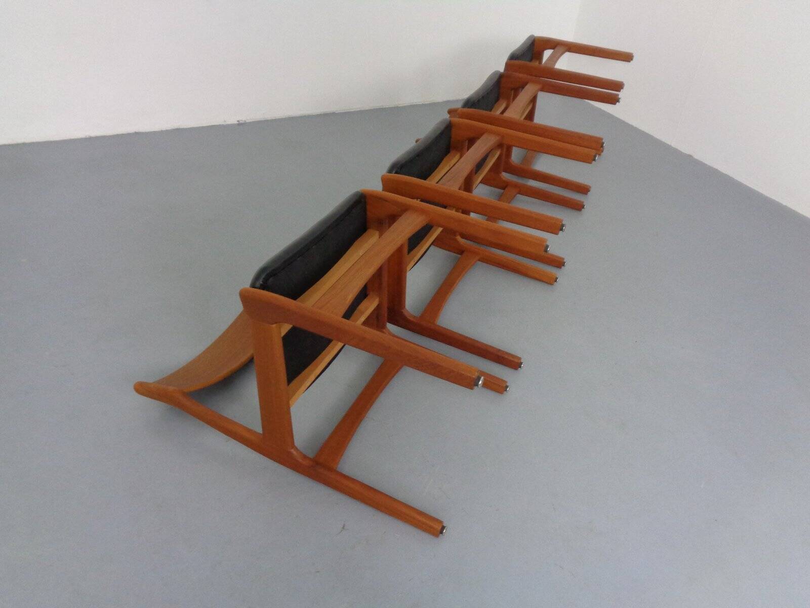 Teak dining chairs by Erik Buch for Od Møbler, 1960s, set of 4.