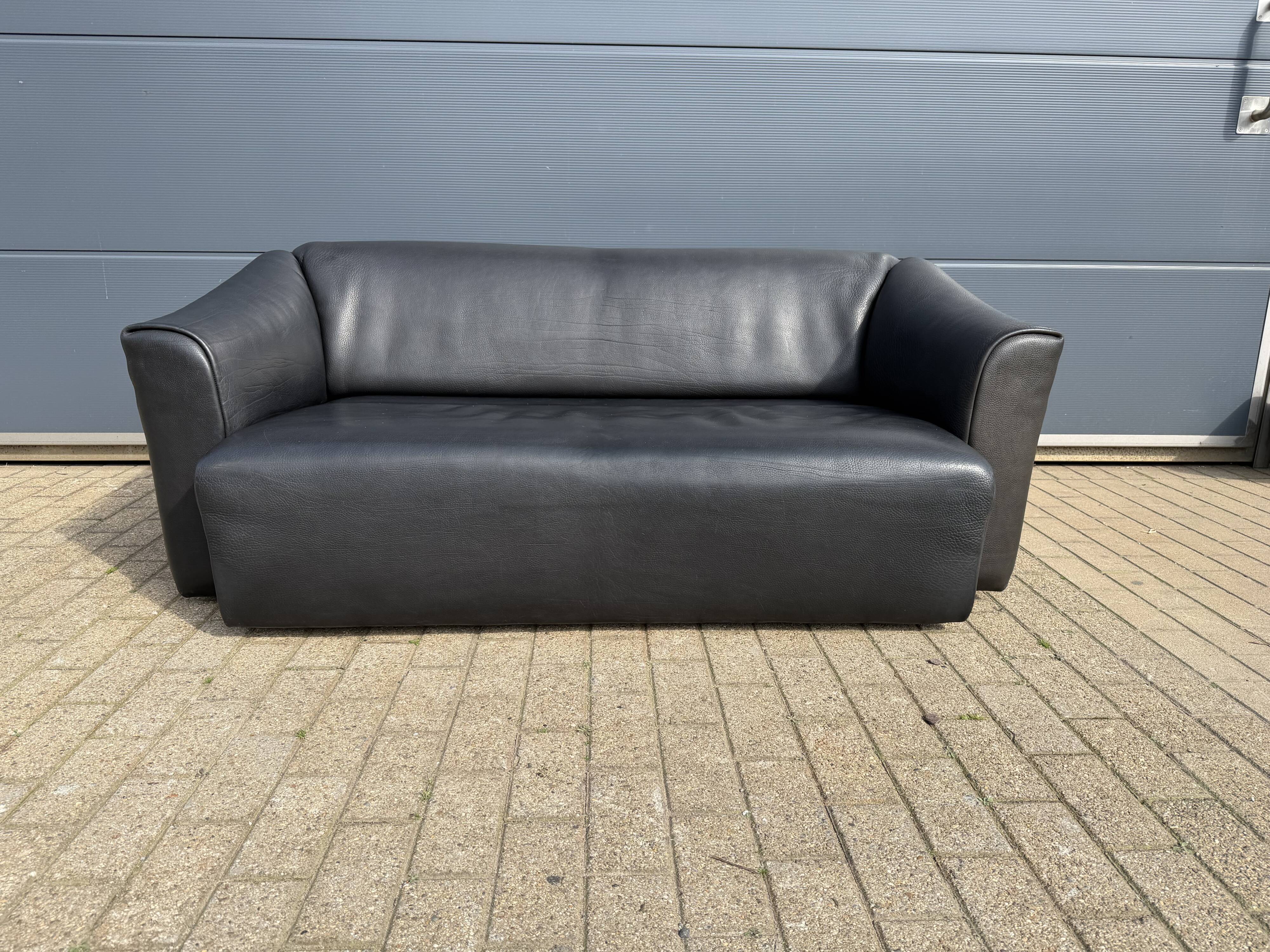 De Sede Ds47 3-seater in buffalo leather NECK 5 mm black leather