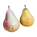 Set of 2 decorative pears in resin
